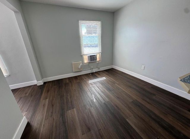 3901 6TH STREET S 4, St Petersburg, FL 33705