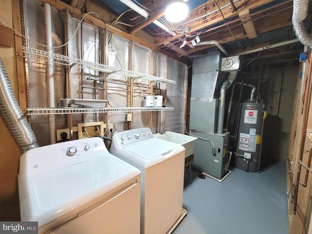13689 WILDFLOWER LN, Clifton, VA 20124
