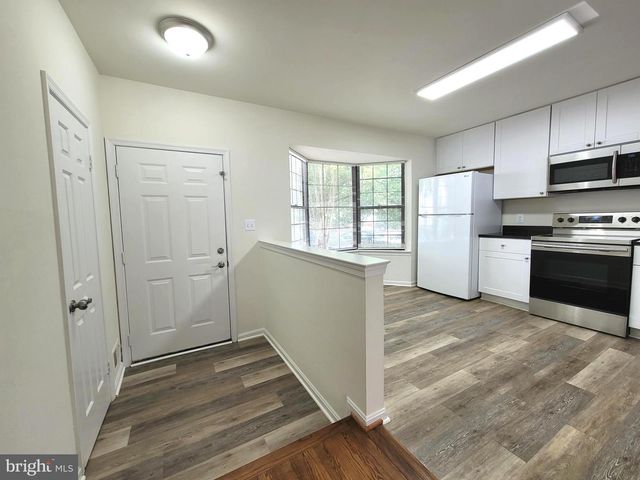 13689 WILDFLOWER LN, Clifton, VA 20124