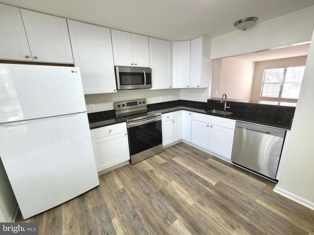 13689 WILDFLOWER LN, Clifton, VA 20124