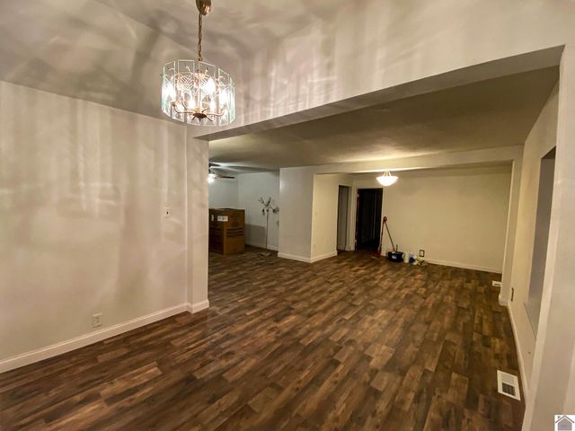 32 John May Ln, Hardin, KY 42048