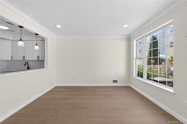 93 Admiral Court, Bronx, NY 10473