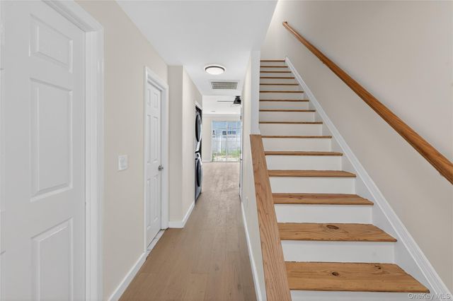 93 Admiral Court, Bronx, NY 10473