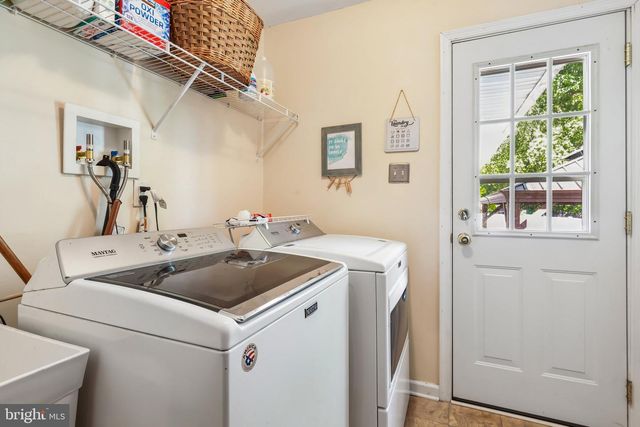 702 PARRY BLVD, Cinnaminson, NJ 08077
