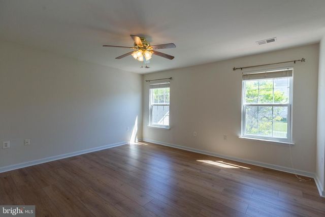 341 BULLSKIN ST, Charles Town, WV 25414