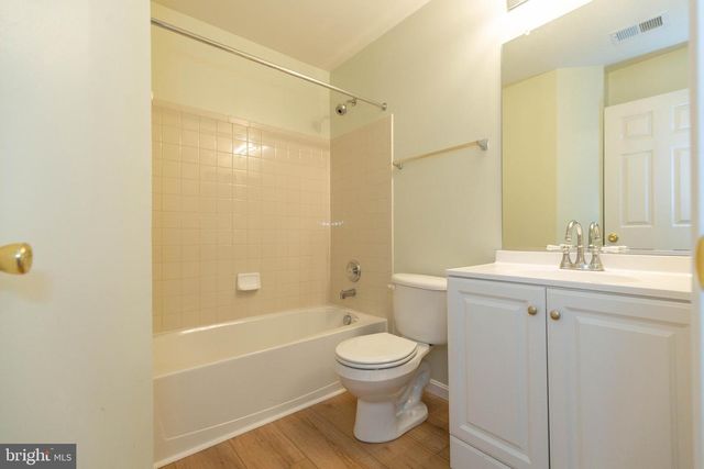 341 BULLSKIN ST, Charles Town, WV 25414