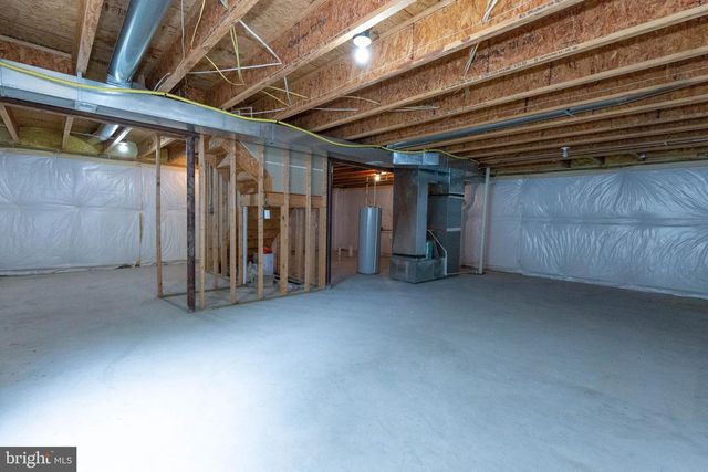341 BULLSKIN ST, Charles Town, WV 25414