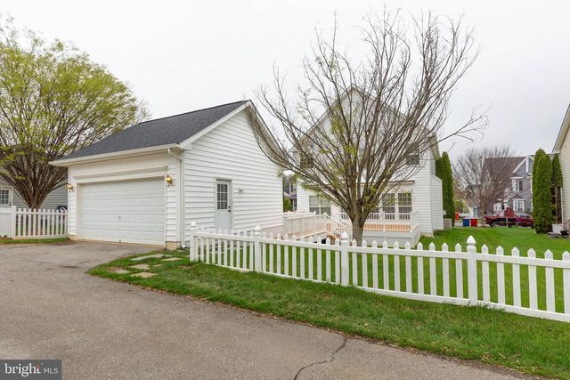 341 BULLSKIN ST, Charles Town, WV 25414
