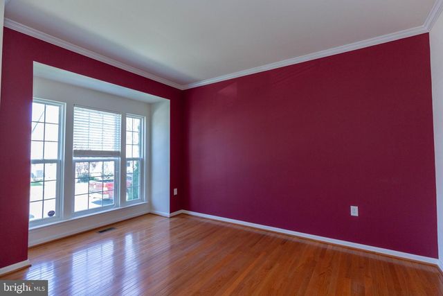 341 BULLSKIN ST, Charles Town, WV 25414