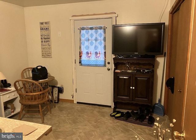 3725 OAKLAND RD, Bethlehem, PA 18020