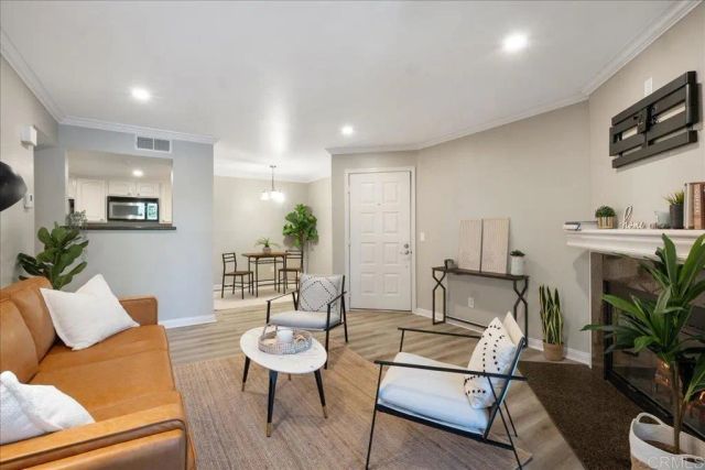 12075 Alta Carmel Court 35, San Diego, CA 92128