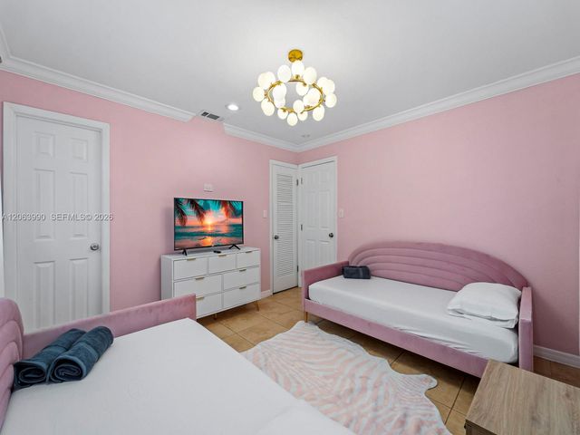 1761-1763 NE 52nd Street, Fort Lauderdale, FL 33334