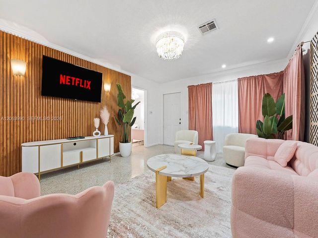 1761-1763 NE 52nd Street, Fort Lauderdale, FL 33334
