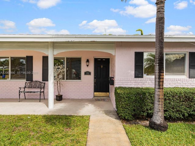 1761-1763 NE 52nd Street, Fort Lauderdale, FL 33334