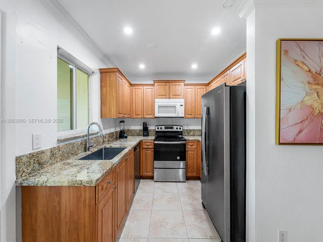 1761-1763 NE 52nd Street, Fort Lauderdale, FL 33334