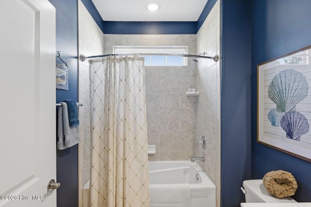 4233 Moorland Lane, Wilmington, NC 28409