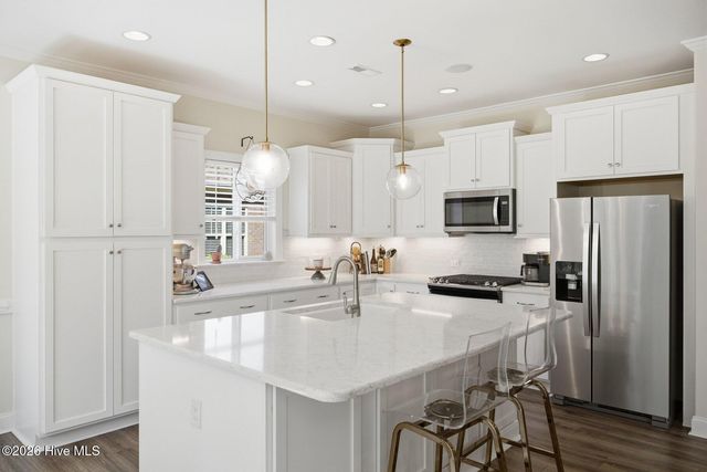 4233 Moorland Lane, Wilmington, NC 28409