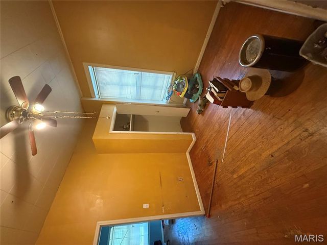 1215 E 6th Street, Alton, IL 62002
