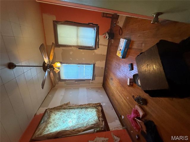 1215 E 6th Street, Alton, IL 62002
