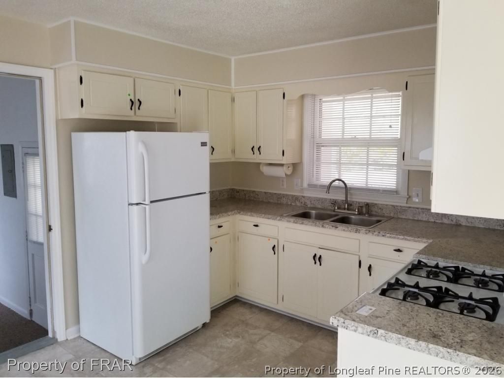 443 Shoreline Drive, Fayetteville, NC 28311 — photo 3