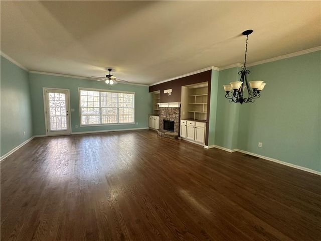 1959 Appaloosa Mill Circle, Buford, GA 30519