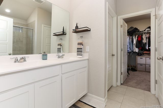 12210 Icon Rdg, San Antonio, TX 78253