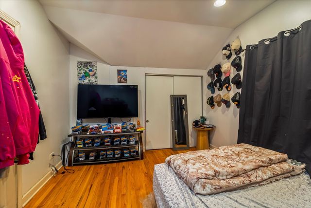 2705 N Oak Park Avenue, Chicago, IL 60707