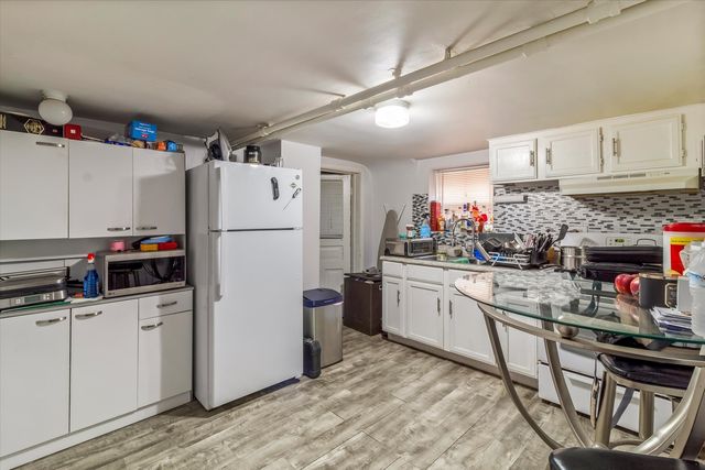 2705 N Oak Park Avenue, Chicago, IL 60707