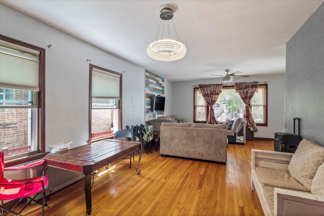 2705 N Oak Park Avenue, Chicago, IL 60707