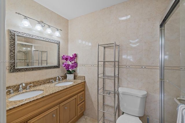 11860 SW 18th Terrace 103, Miami, FL 33175