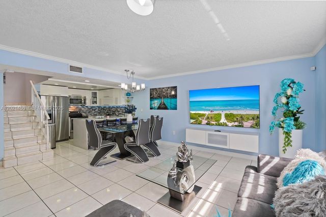 11860 SW 18th Terrace 103, Miami, FL 33175