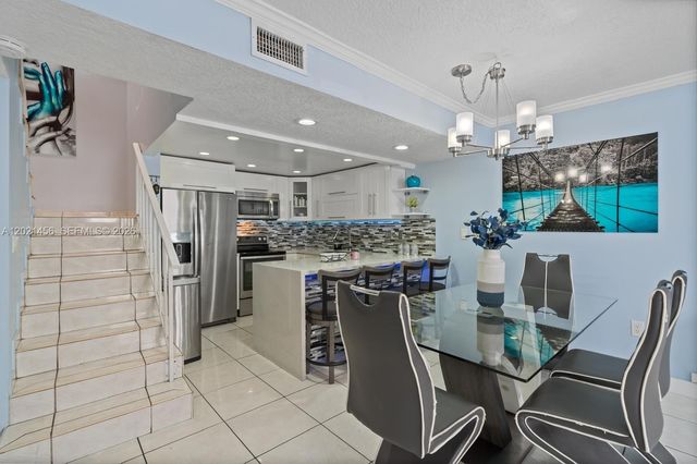11860 SW 18th Terrace 103, Miami, FL 33175