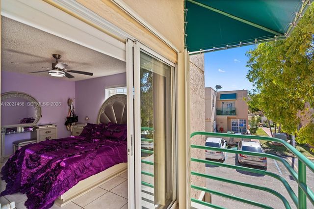 11860 SW 18th Terrace 103, Miami, FL 33175