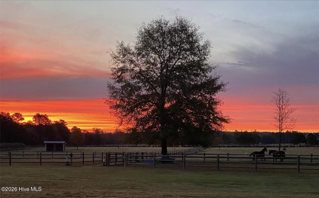 146 Jean Marie Lane, Vass, NC 28394