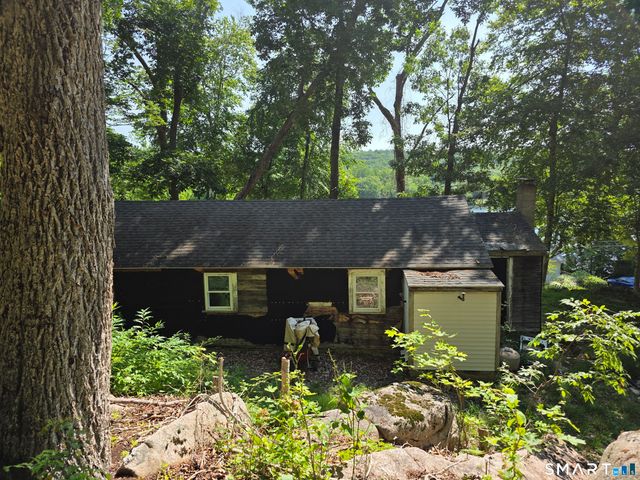 45-R Long Pond Road South, Ledyard, CT 06339