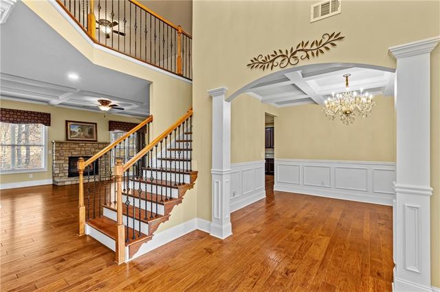 957 Pont Du Gard Ct, Buford, GA 30518