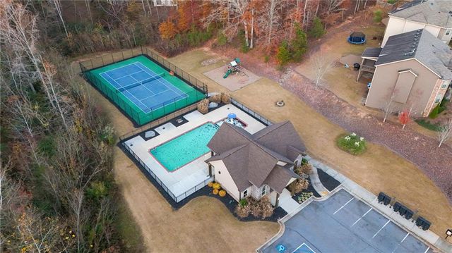 957 Pont Du Gard Ct, Buford, GA 30518