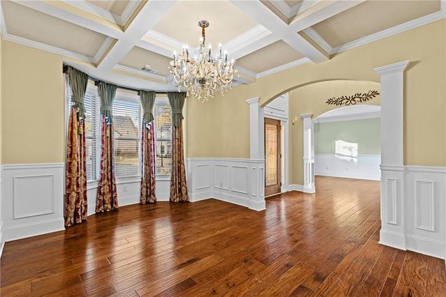 957 Pont Du Gard Ct, Buford, GA 30518