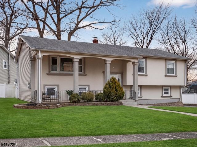 66 Lockwood Pl, Clifton City, NJ 07012