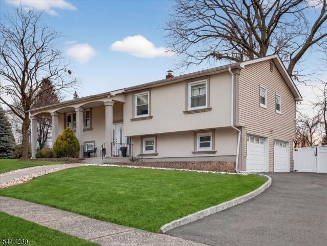 66 Lockwood Pl, Clifton City, NJ 07012