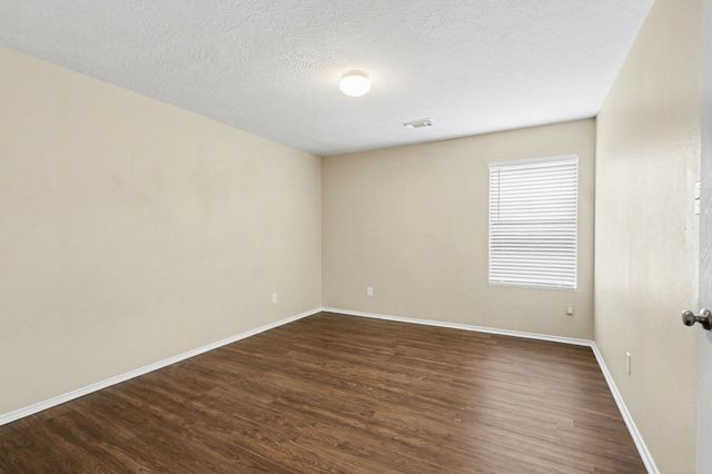 9530 Belleclaire Lane, Houston, TX 77044