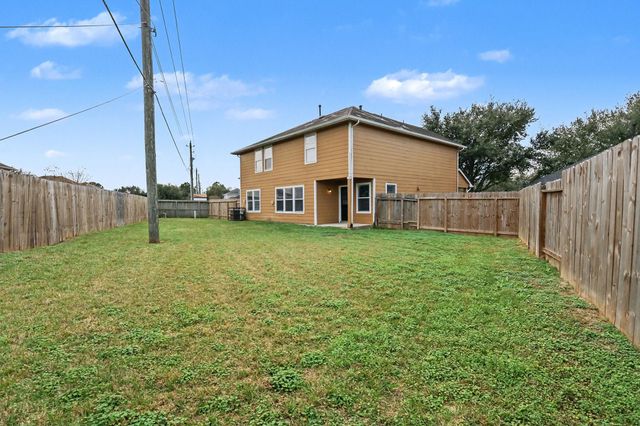 9530 Belleclaire Lane, Houston, TX 77044