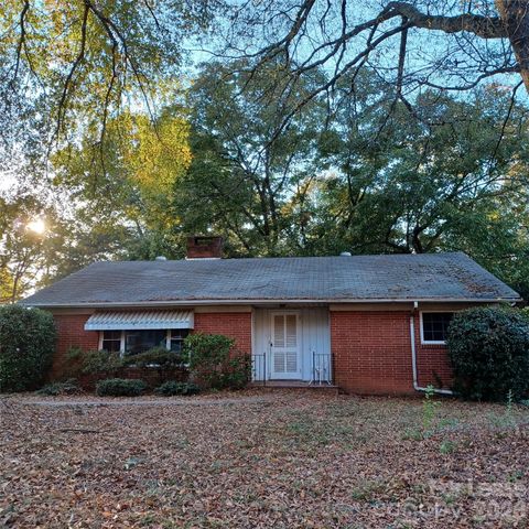 2504 Park Lane, Charlotte, NC 28214