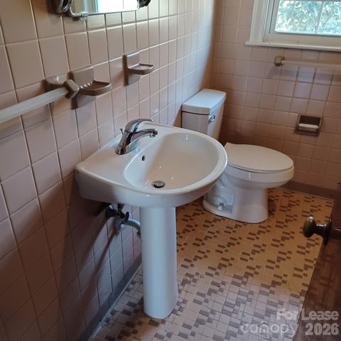 2504 Park Lane, Charlotte, NC 28214