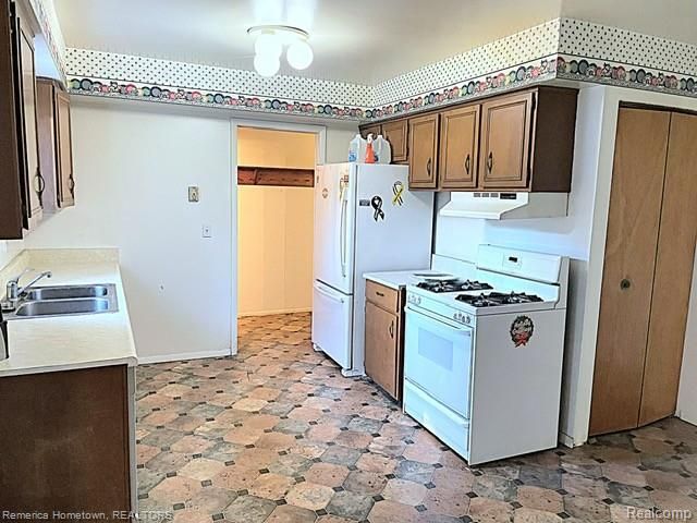 14323 Sunset Street, Livonia, MI 48154