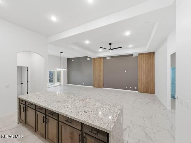 422 Masoud Court, El Paso, TX 79932