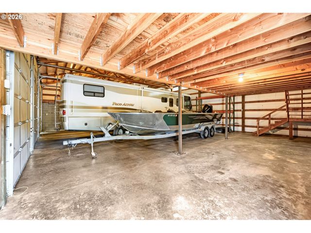15337 S HATTAN Rd, Oregon City, OR 97045