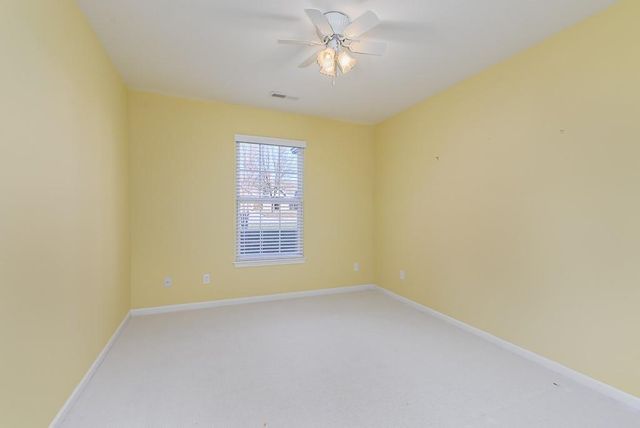 2308 Sycamore Drive, Tonganoxie, KS 66086