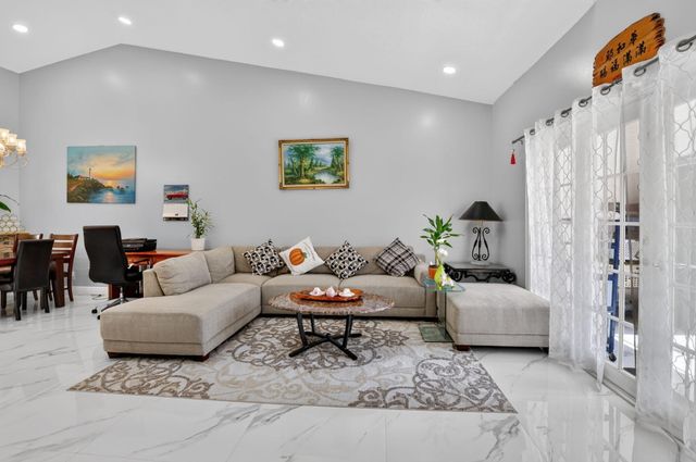 4460 NE 5th Avenue, Boca Raton, FL 33431