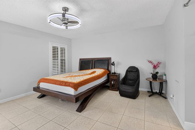 4460 NE 5th Avenue, Boca Raton, FL 33431